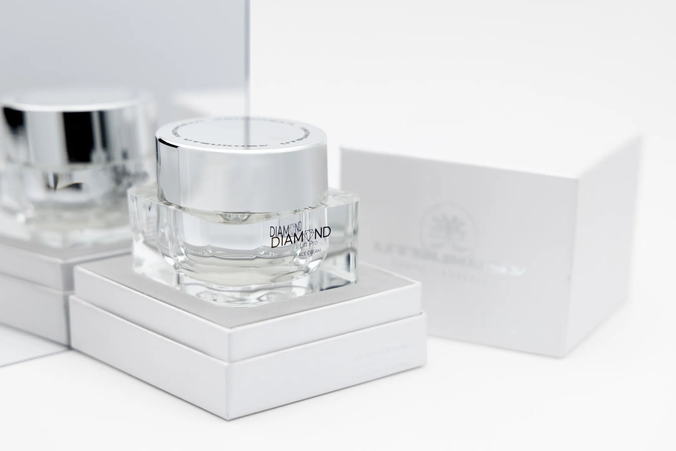 Crema Diamond Face 200ml Utsukusy Cosmetics